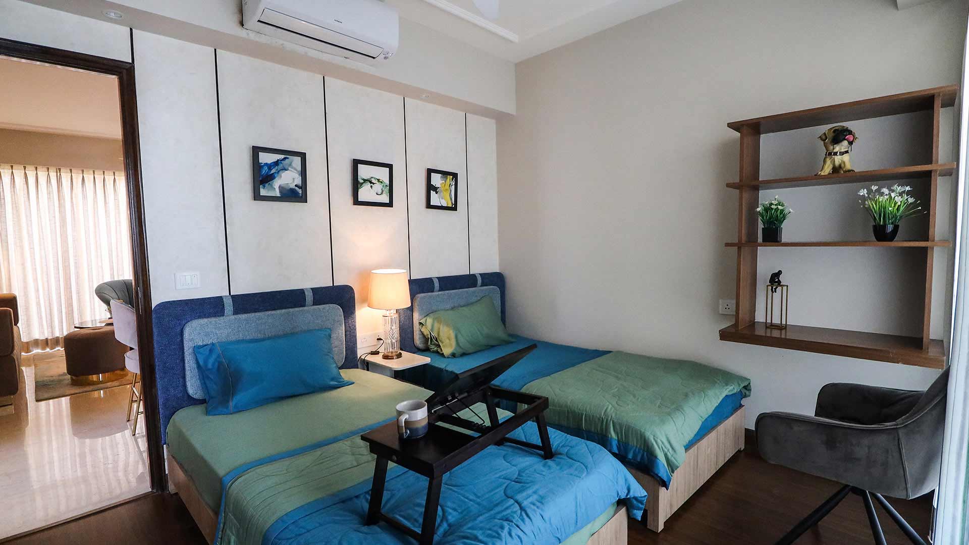 1735122492427-0R5A9922